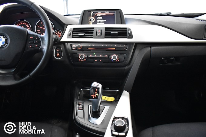 BMW 318d Business aut.